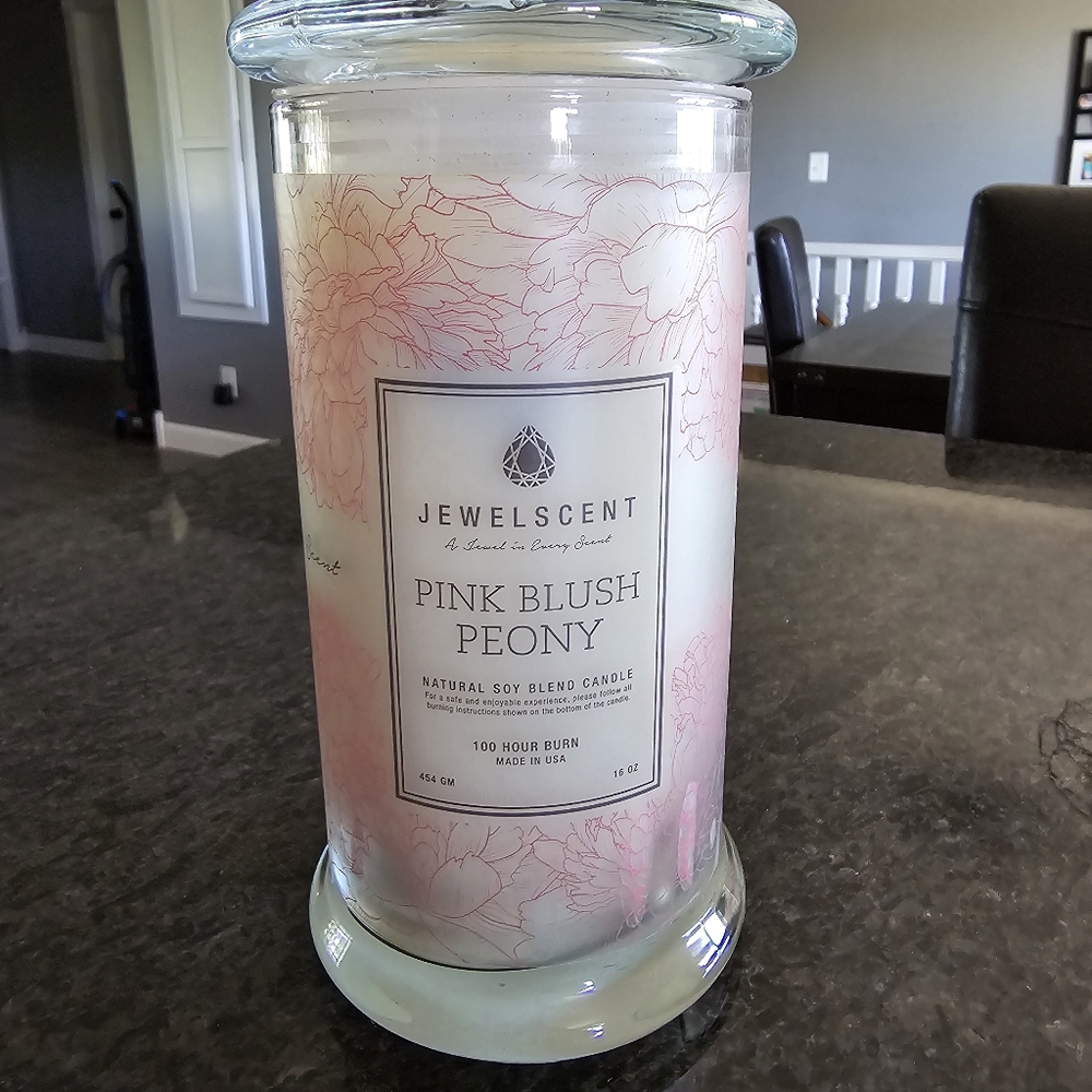 Jewelscent pink peony blush soy candle size 6 ring